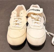 Load image into Gallery viewer, Reebok, Dimond 100 White, Mens 7.5 US
