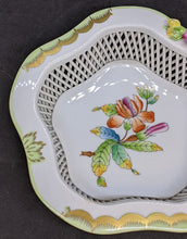 Load image into Gallery viewer, HEREND - Fine Bone China - Queen Victoria Open Work Basket Weave Dish
