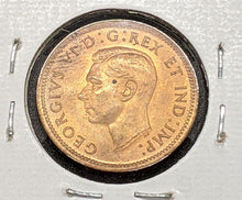 Load image into Gallery viewer, 1939 Canada Small One Cent Penny Coin
