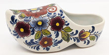 Load image into Gallery viewer, Delft Porcelain Clog / Shoe - #820/2 - Made in Holland
