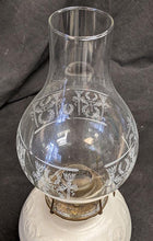 Load image into Gallery viewer, Vintage Ceramic Pedestal Oil Lamp

