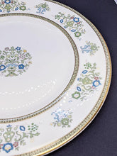 Load image into Gallery viewer, Pair of Minton Fine Bone China Henley Dinner Plates

