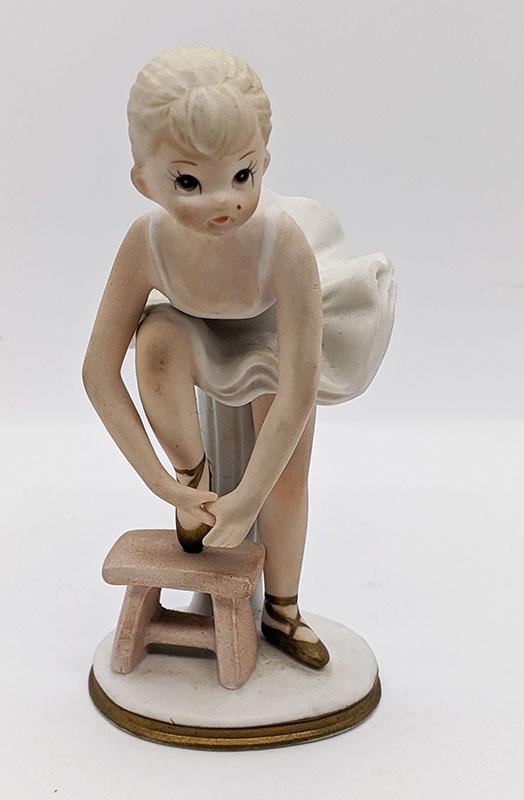 LEFTON Porcelain Ballerina Figurine - The Christopher Collection #03835 - 1983
