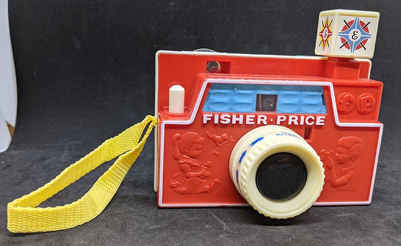 Fisher Price Toy Camera – Comes With 1 Picture Disc - 2011