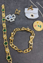 Load image into Gallery viewer, Lot Of Assorted Fashion Jewelry - Necklace / Bracelet Etc.
