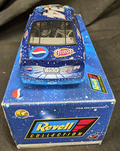 Load image into Gallery viewer, Monte Carlo Jeff Gordon #24 Star Wars 1:18 Diecast 1 of 4008 Revell

