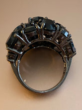 Load image into Gallery viewer, Claw Set Black Rhinestone, Dark Metal Ring - Size 6
