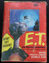 Load image into Gallery viewer, Sealed 1982 E.T. The Extra Terrestrial Movie Trading 36 Pack Cards Box
