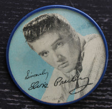Load image into Gallery viewer, Vintage 1956 Elvis Presley Love Me Tender Vari Vue Flicker Pinback Button
