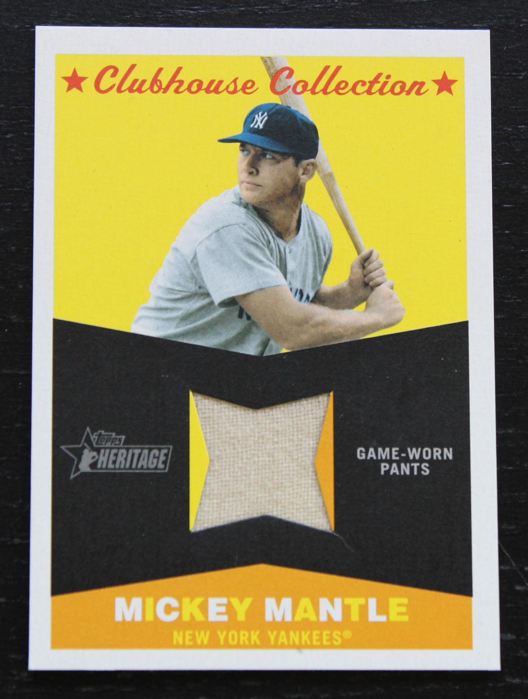 2009 Topps Heritage Clubhouse Mickey Mantle Game Worn Patch Card