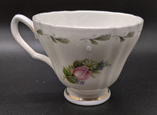 Load image into Gallery viewer, Royal Vale Fine Bone China Teacup &amp; Saucer - Roses &amp; Daisy&#39;s
