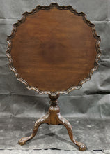 Load image into Gallery viewer, Duncan Fife Style Pie Crust Scalloped Mahogany Tilt Table
