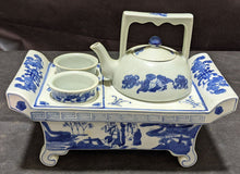 Load image into Gallery viewer, Japanese Porcelain Tea Set For Two
