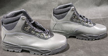 Load image into Gallery viewer, Vintage 1990’s Reebok Adventure Boot Mens, Size 11, Slate/Black
