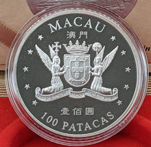 Load image into Gallery viewer, 1999 Macau, 100 Patacas Commemorative Silver Coin, Box &amp; COA
