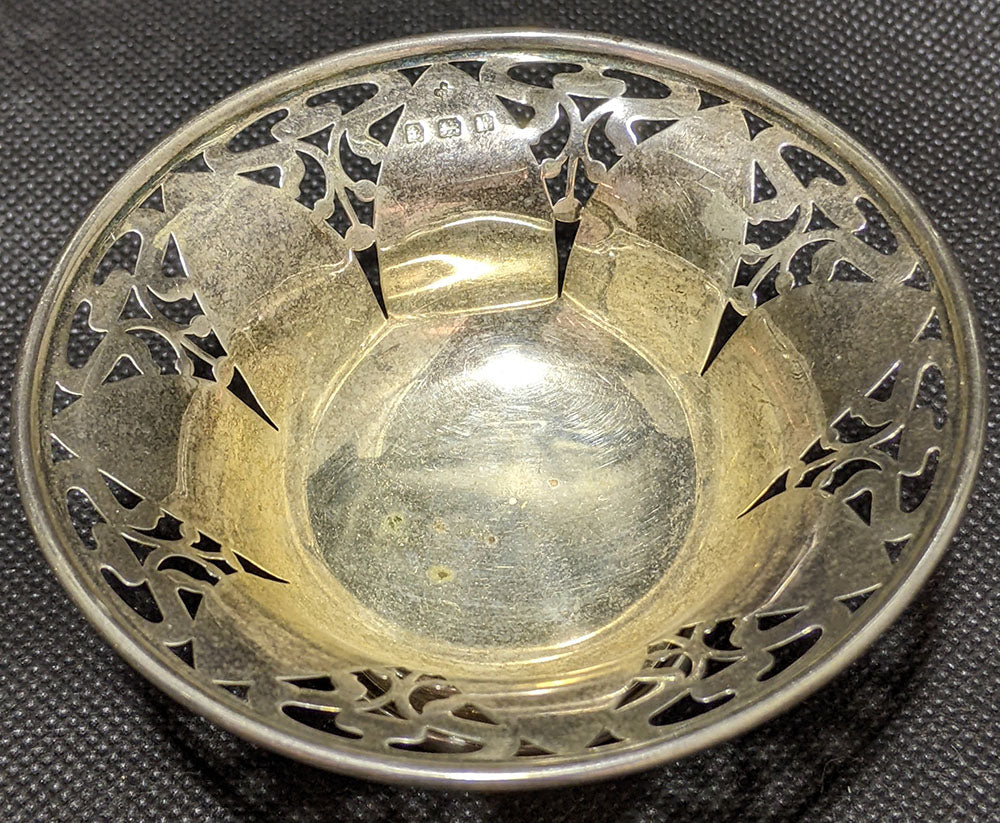 Hallmarked Sterling Silver, Floral Detail Mint Bowl