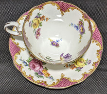 Load image into Gallery viewer, Vintage AYNSLEY Bone China Pink &amp; Scalloped Gold Tea Cup &amp; Saucer
