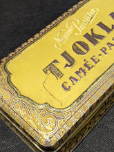 Load image into Gallery viewer, 1940&#39;s Nieuwe Pastilles - TJOKLAT - Camee - Pastilles Candy Tin
