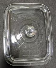 Load image into Gallery viewer, 2 x Made in Canada - 1.5 L  Rectangular Corning Ware Dishes &amp; 1 Lid
