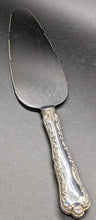 Load image into Gallery viewer, Birks Sterling Louis XV Pattern Pie Server w/ Serrated Stainless Blade
